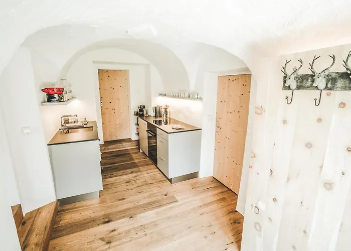Apartamento Il Maschun Im Historischen Engadinerhaus *