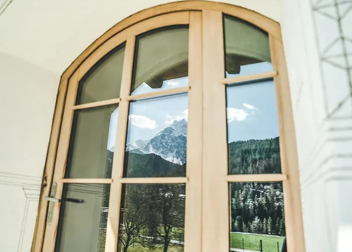 Il Maschun Im Historischen Engadinerhaus *